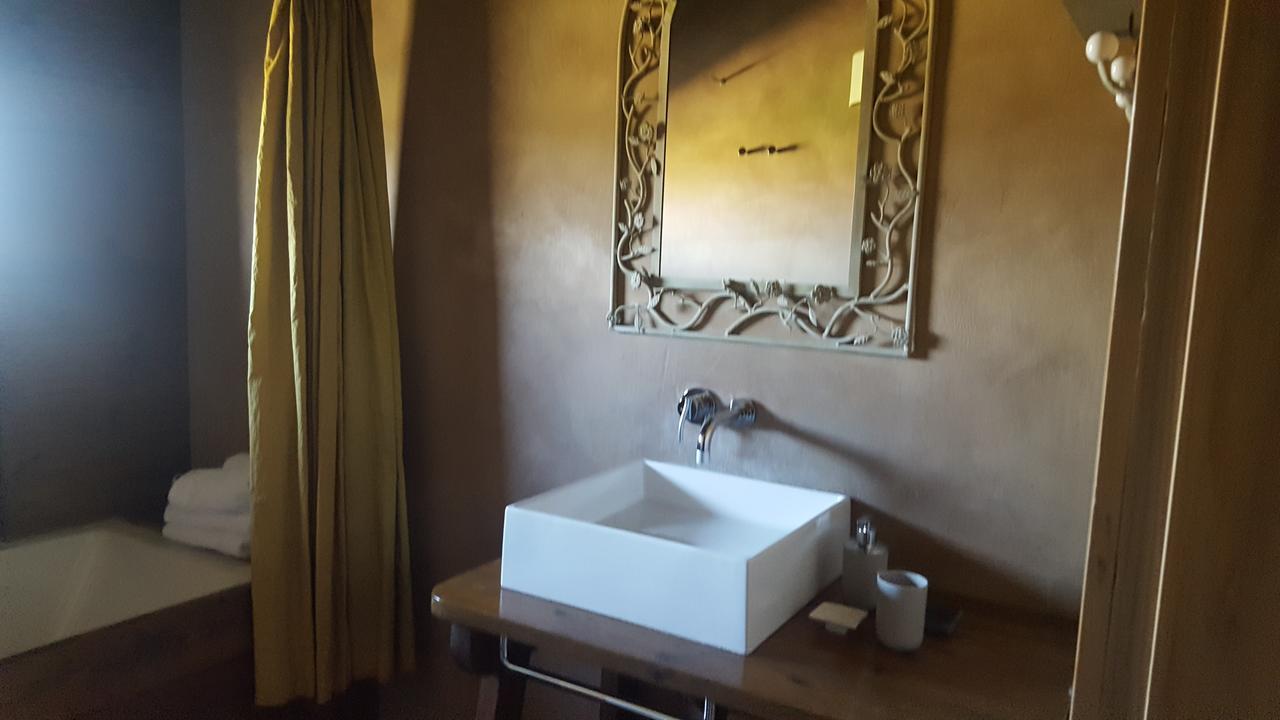 Villa La Torre Blanca Cardona Esterno foto